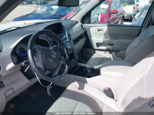 Honda Pilot Touring 2015 5FNYF4H96FB027385 Image 5