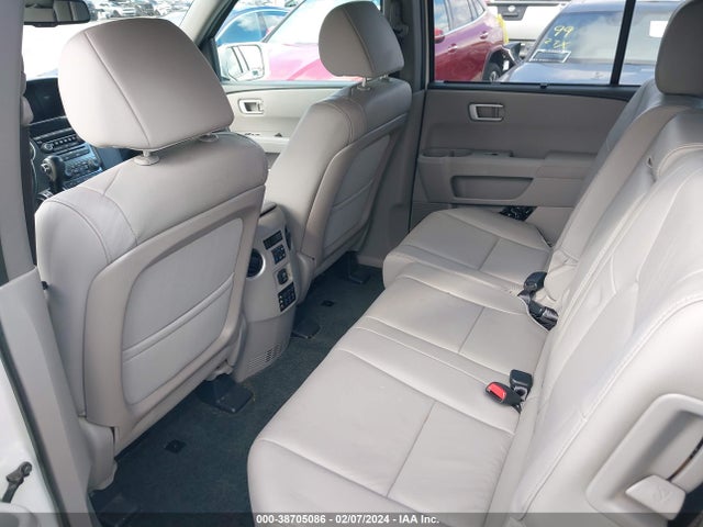 Honda Pilot Touring 2015 5FNYF4H96FB027385 Image 8
