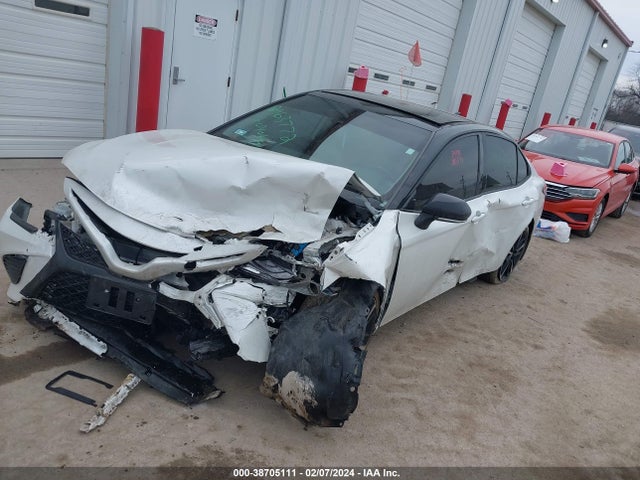 Toyota CAMRY XSE 2020 4T1K61AK4LU314983 Image 2