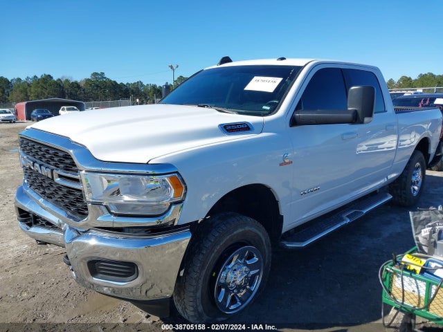 3C6UR5DL1NG182150 RAM 2500 Big Horn  4x4 6'4 Box