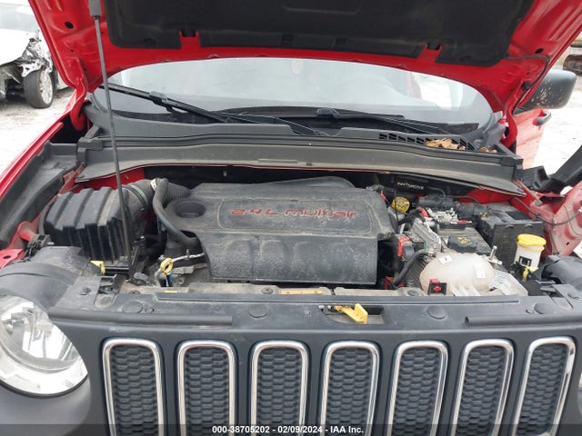 ZACCJBAB2JPH75370 Jeep Renegade Sport 4x4