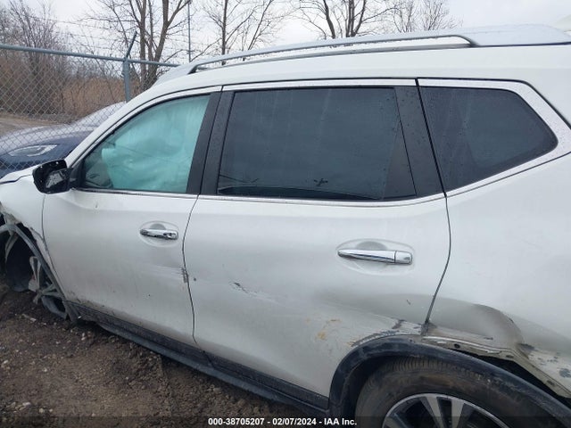 Nissan ROGUE SV 2019 JN8AT2MV9KW395510 Image 14