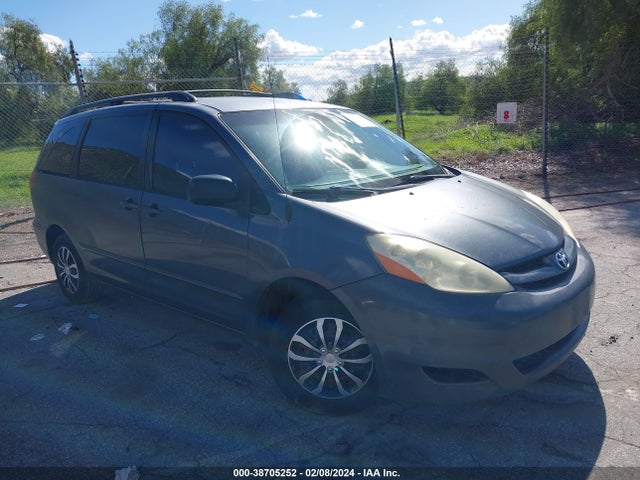 2006 TOYOTA SIENNA CE VIN: 5TDZA23C06S433085