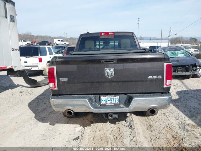 RAM 1500 Laramie  4x4 5'7 Box 2017 1C6RR7NT8HS600104 Image 16