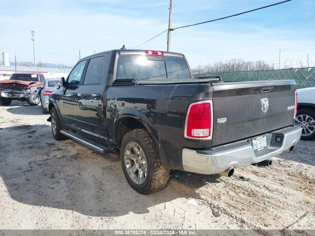 RAM 1500 Laramie  4x4 5'7 Box 2017 1C6RR7NT8HS600104 Image 3