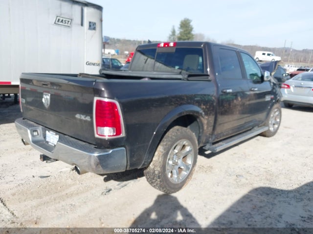 RAM 1500 Laramie  4x4 5'7 Box 2017 1C6RR7NT8HS600104 Image 4