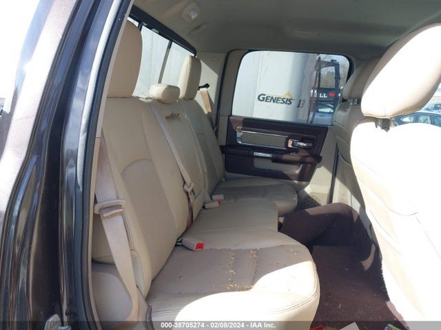 RAM 1500 Laramie  4x4 5'7 Box 2017 1C6RR7NT8HS600104 Image 8