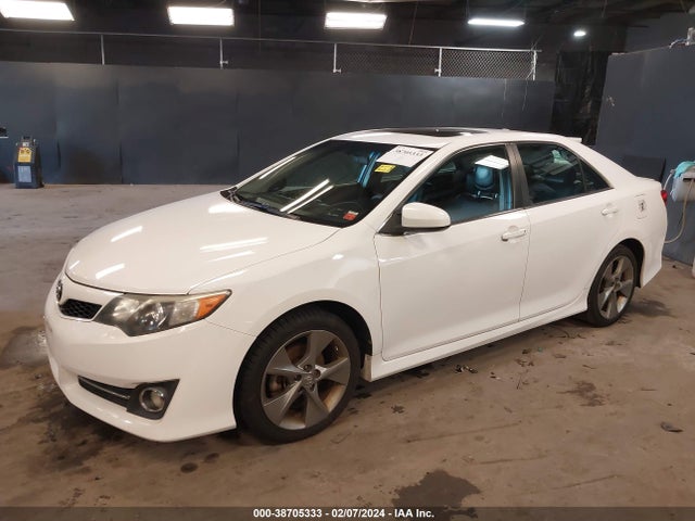 2014 TOYOTA CAMRY SE SPORT VIN: 4T1BF1FK8EU458290