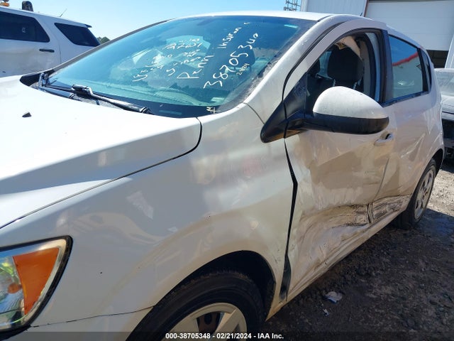 Chevrolet Sonic Ls Auto 2016 1G1JA6SH1G4147477 Image 12