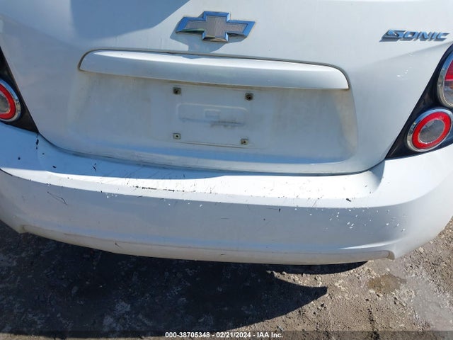Chevrolet Sonic Ls Auto 2016 1G1JA6SH1G4147477 Image 17