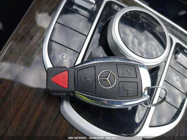 WDDWF4KB1JR403521 Mercedes-Benz C 300 4matic