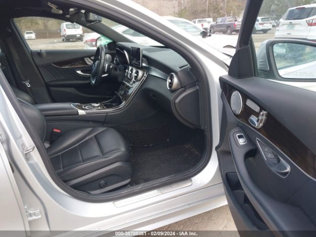 WDDWF4KB1JR403521 Mercedes-Benz C 300 4matic