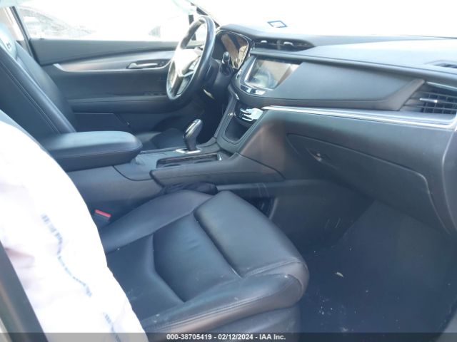 1GYKNCRS1KZ150787 Cadillac XT5 LUXURY
