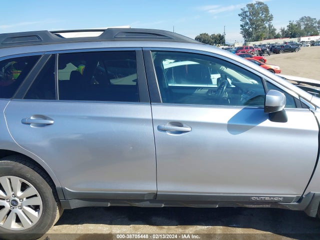 Subaru Outback 2.5i Premium 2015 4S4BSBCC0F3248689 Image 14