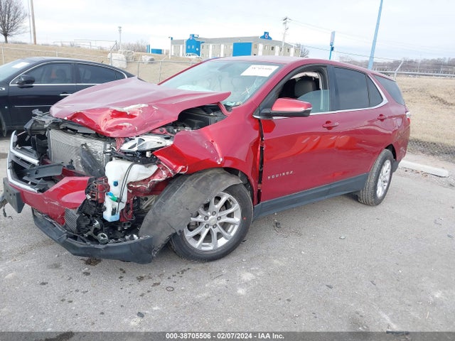 Chevrolet EQUINOX LT 2018 3GNAXJEV2JS614866 Image 2