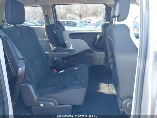 2C4RDGBG4KR624410 Dodge Grand Caravan Se