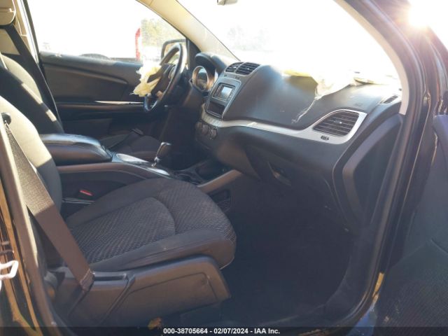 3C4PDCAB9FT637596 Dodge JOURNEY SE