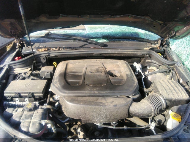 1C4RJFAGXMC504028 Jeep Grand Cherokee Laredo E 4x4