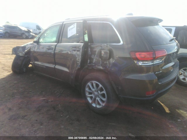 1C4RJFAGXMC504028 Jeep Grand Cherokee Laredo E 4x4
