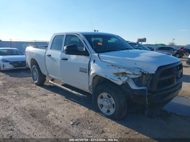 38705704 :رقم المزاد ، 3C6UR5CJ9JG303713 vin ، 2018 Ram 2500 Tradesman  4x4 6'4 Box مزاد بيع