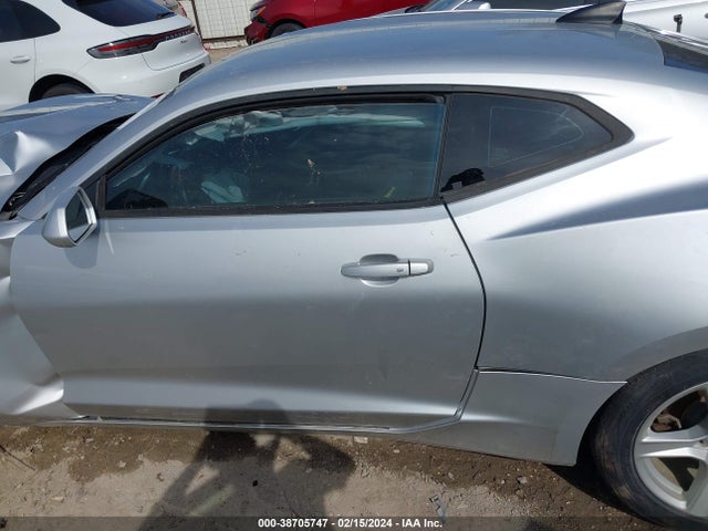 Chevrolet Camaro 1lt 2017 1G1FB1RSXH0152452 Image 15