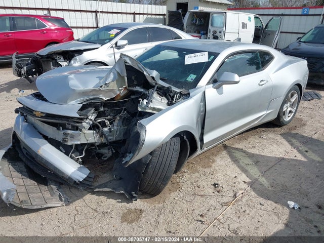 Chevrolet Camaro 1lt 2017 1G1FB1RSXH0152452 Image 2