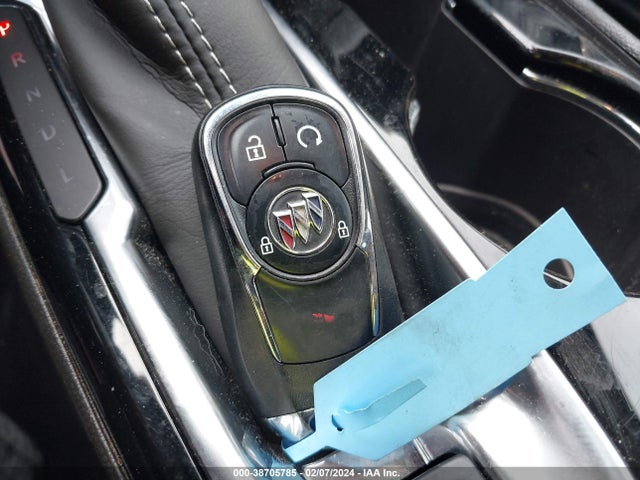 KL4MMCSL0NB025114 Buick Encore Gx Awd Preferred