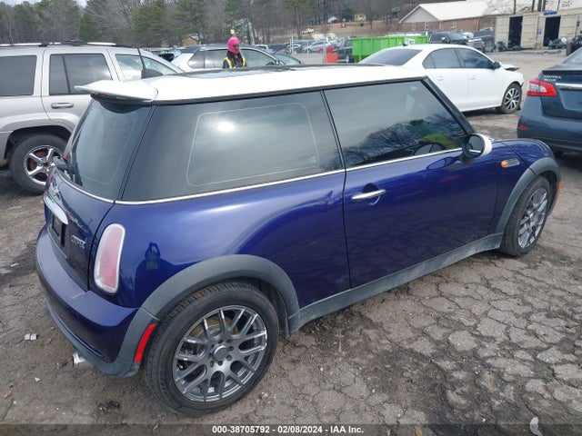 2005 MINI COOPER WMWRC33475TC58262 Photo 3