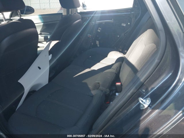KIA Optima Lx 2019 5XXGT4L32KG294134 Image 8