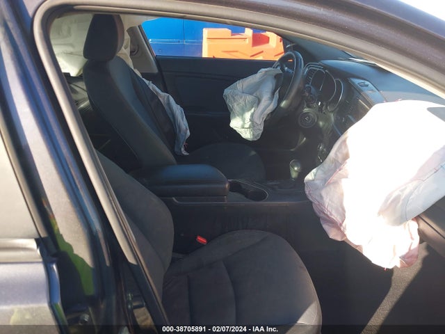 KIA Optima Lx 2015 5XXGM4A74FG448111 Image 5