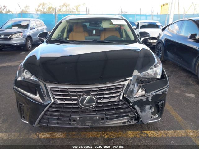 JTJAARBZ8L2173806 Lexus NX 300