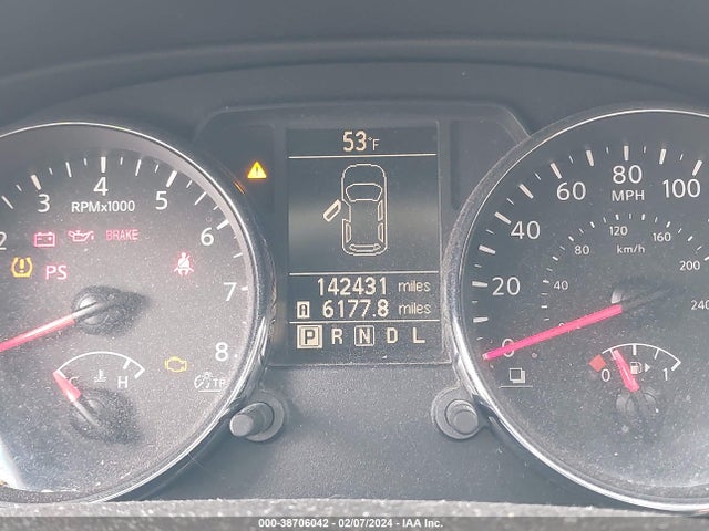 2013 NISSAN ROGUE S VIN: JN8AS5MT0DW017758
