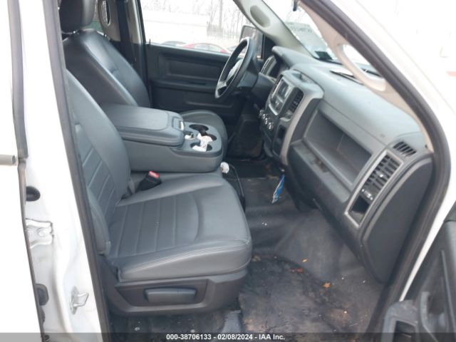 1C6RR7KG5GS231563 RAM 1500 Tradesman