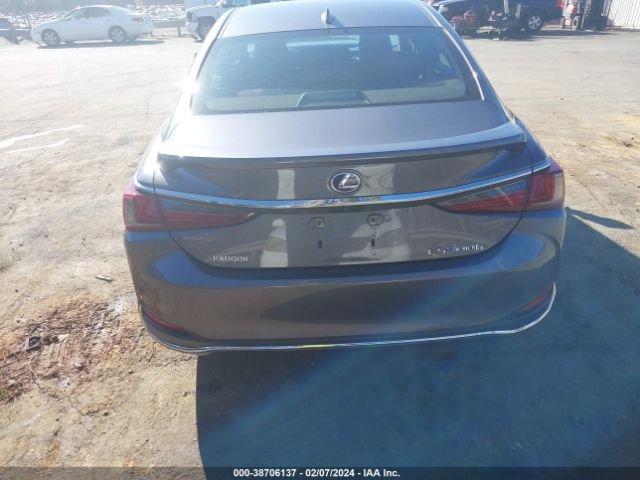 58AF21B13LU011284 Lexus Es 300h Ultra Luxury