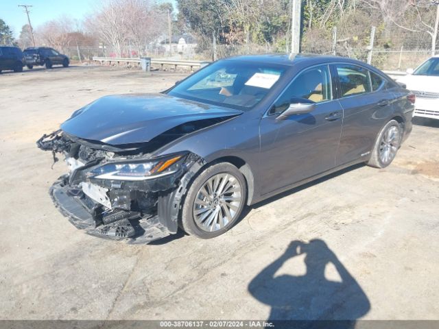 58AF21B13LU011284 Lexus Es 300h Ultra Luxury