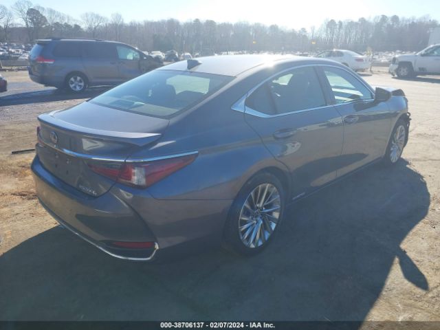 58AF21B13LU011284 Lexus Es 300h Ultra Luxury