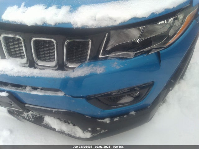 2018 JEEP COMPASS LATITUDE 4X4 VIN: 3C4NJDBB3JT232895