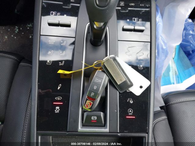 WP1AA2A5XNLB10002 Porsche Macan