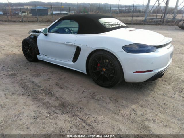 2023 PORSCHE 718 BOXSTER WP0CD2A8XPS216602 Photo 2