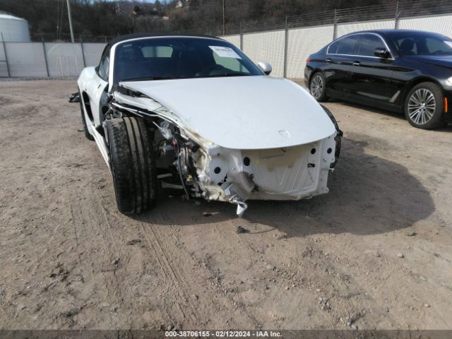 2023 PORSCHE 718 BOXSTER WP0CD2A8XPS216602 Photo 5
