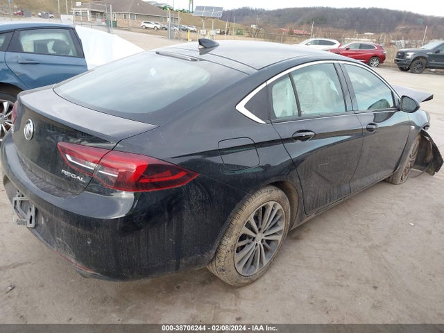 W04GP6SX0J1057361 Buick Regal Sportback Essence