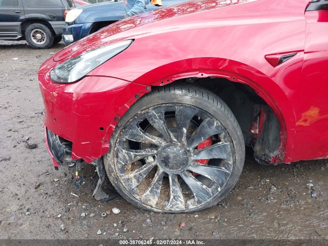 7SAYGDEF3NF546631 Tesla Model Y Performance Dual Motor All-wheel Drive