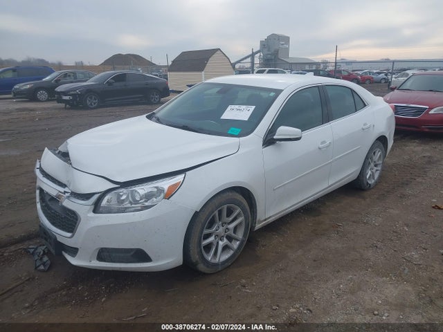 Chevrolet MALIBU 1LT 2015 1G11C5SL3FU132485 Image 2