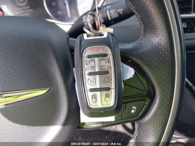 2018 CHRYSLER PACIFICA 2C4RC1GG8JR361877 Photo 10