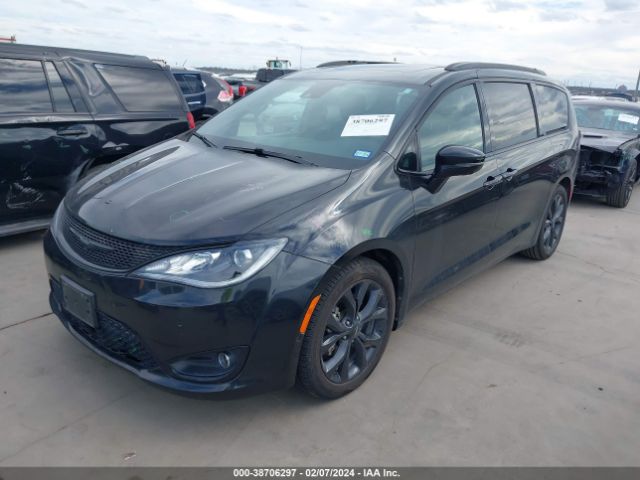 2018 CHRYSLER PACIFICA 2C4RC1GG8JR361877 Photo 1