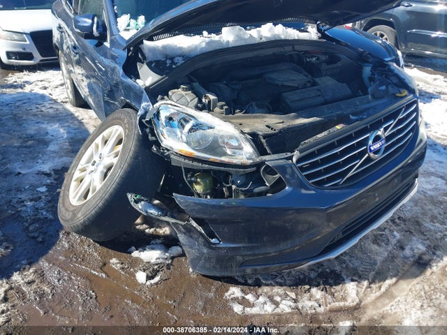 YV4612RK7F2628672 Volvo Xc60 T5/t5 Premier