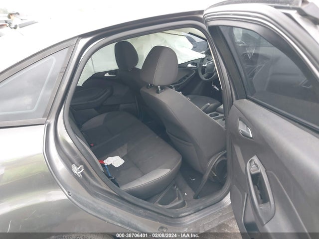 Ford FOCUS SE 2014 1FADP3F28EL168570 Image 8