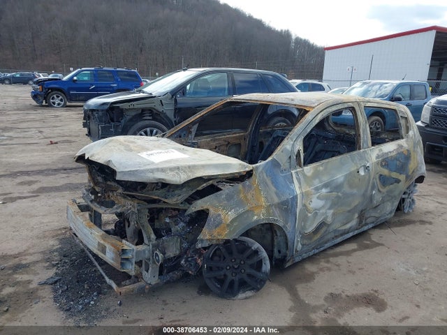 Chevrolet Sonic Lt Auto 2014 1G1JC6SH9E4156483 Image 6