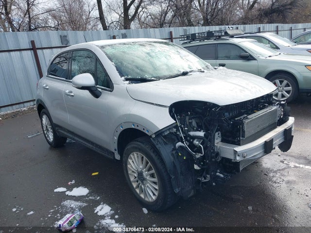 2019 FIAT 500X ZFBNFYA15KP770461 Photo 0
