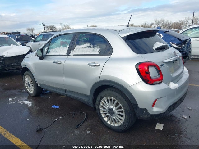 2019 FIAT 500X ZFBNFYA15KP770461 Photo 2
